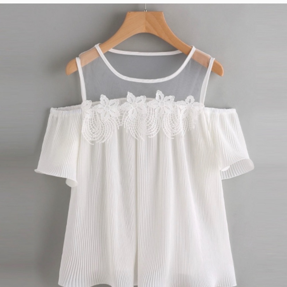 New  White Lace  boho cold shoulder crop top